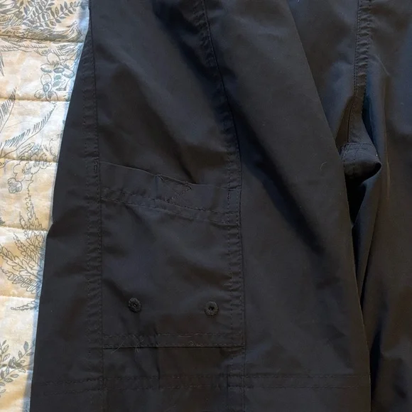 Boys L Magellan Outdoors Black Elastic-Waist fish Gear - Picture 5 of 10